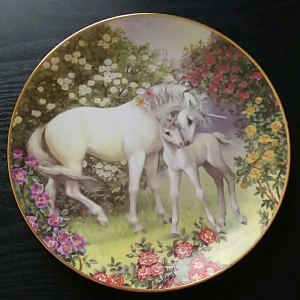 Ruth Sanderson collector plate